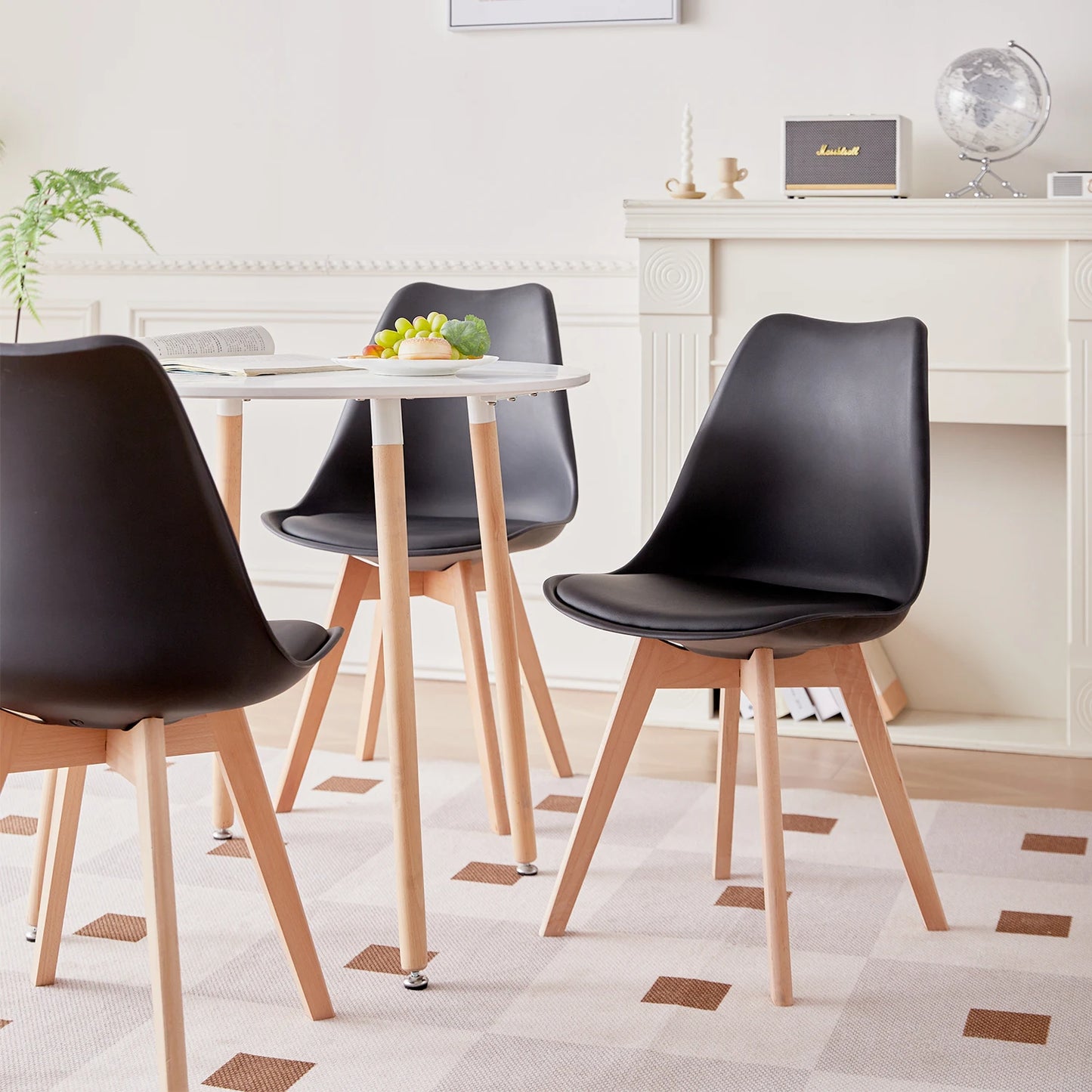 Set van 2/4/6 eetkamerstoelen uit het midden van de eeuw, modern stijl Plastic DAW Shell Lounge stoel met houten poten voor keuken, restaurant Zwart